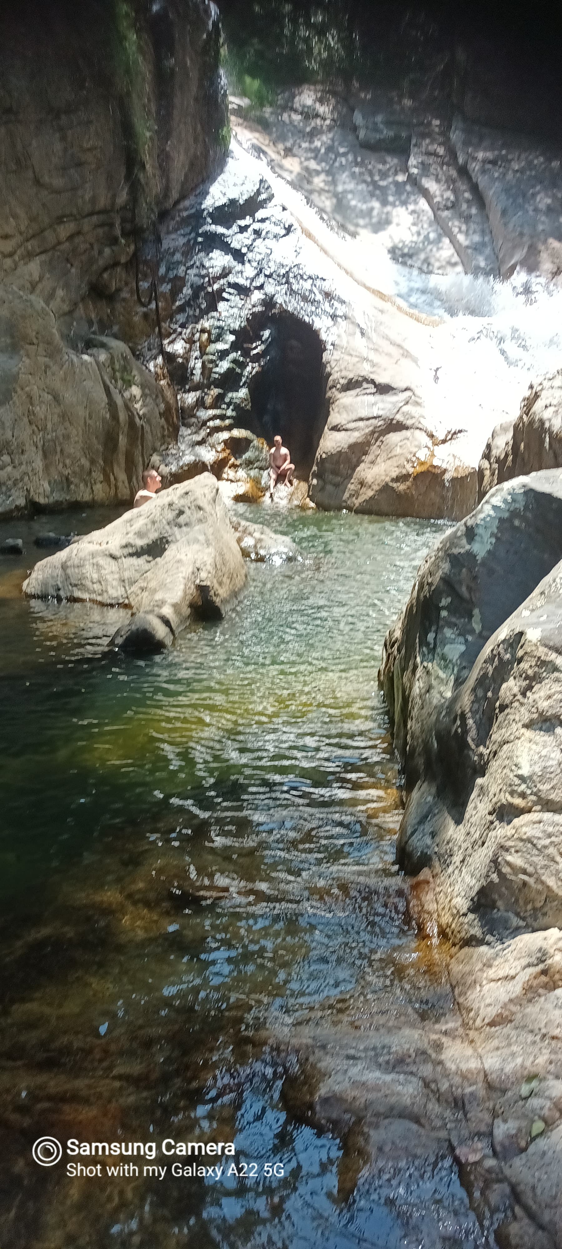 Knuckles mountain range trekking view